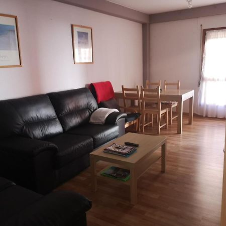 Lc Jacetania Pirineos Apartment Хака Екстериор снимка