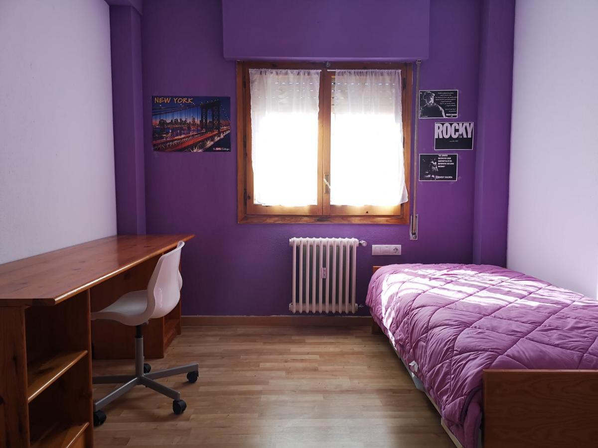 Lc Jacetania Pirineos Apartment Хака Екстериор снимка