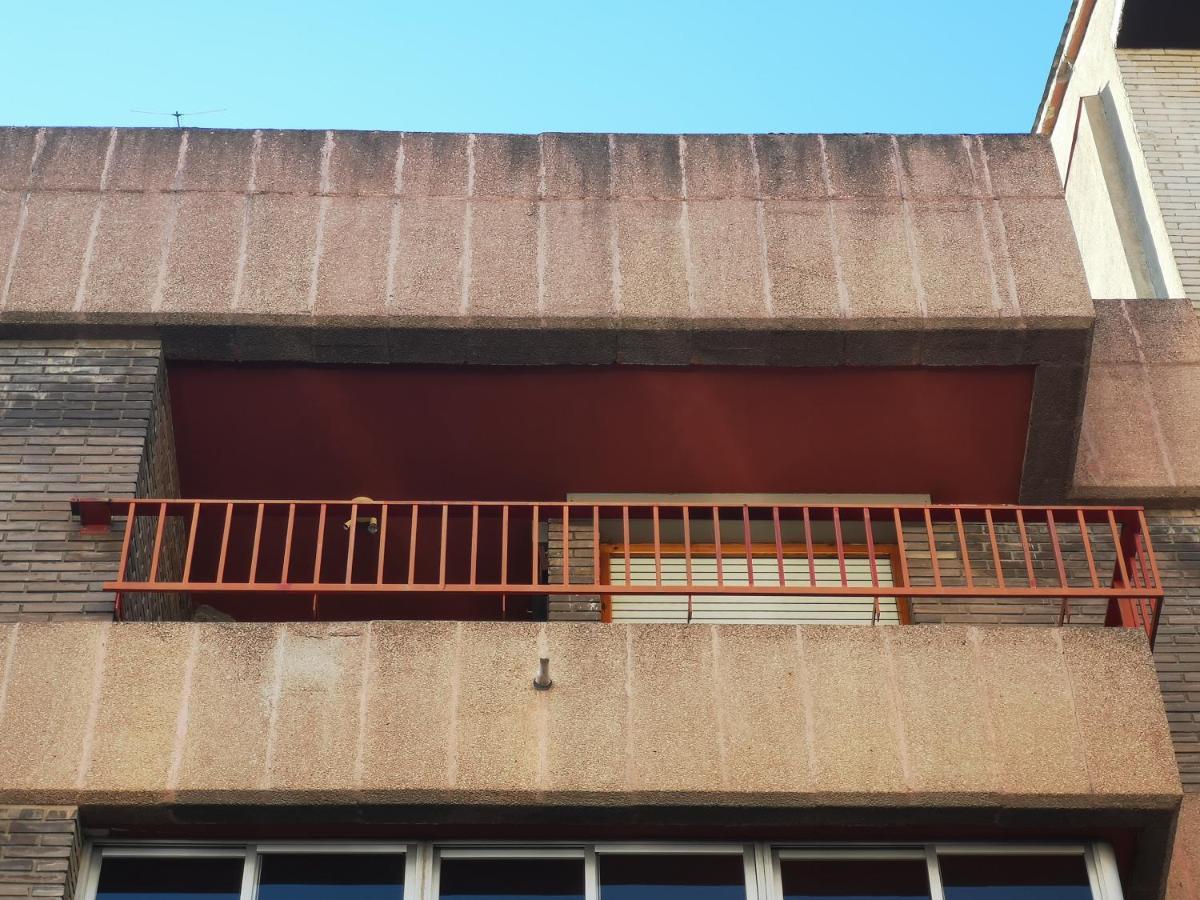 Lc Jacetania Pirineos Apartment Хака Екстериор снимка